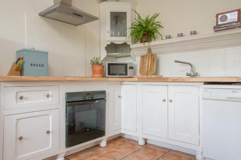 Courtyard Cottages Tralee Luaran gambar